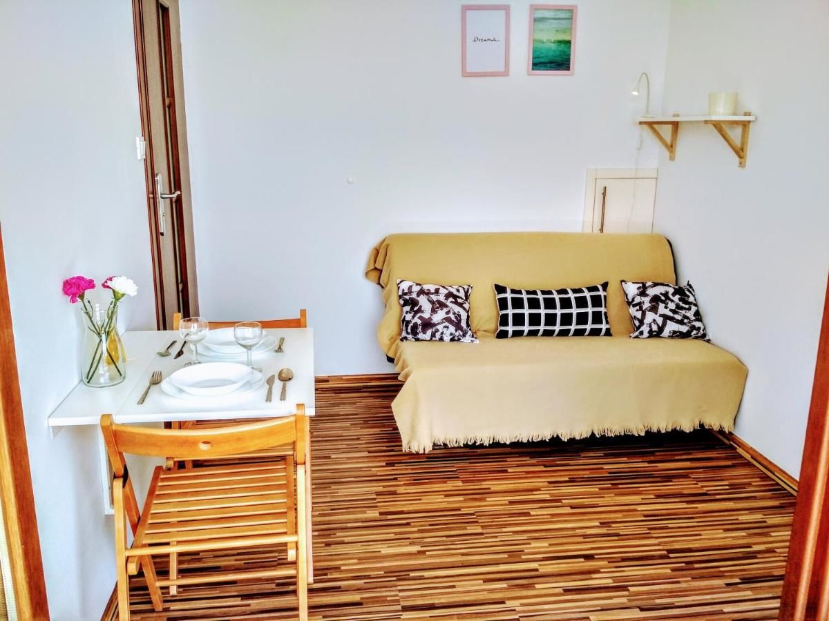 Хостелы Vitalia Apart Rooms Bobrowiecka Варшава